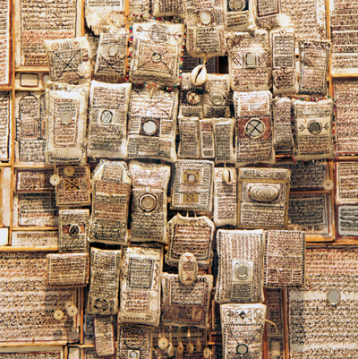 mahjoub-benbella-talisman-detail